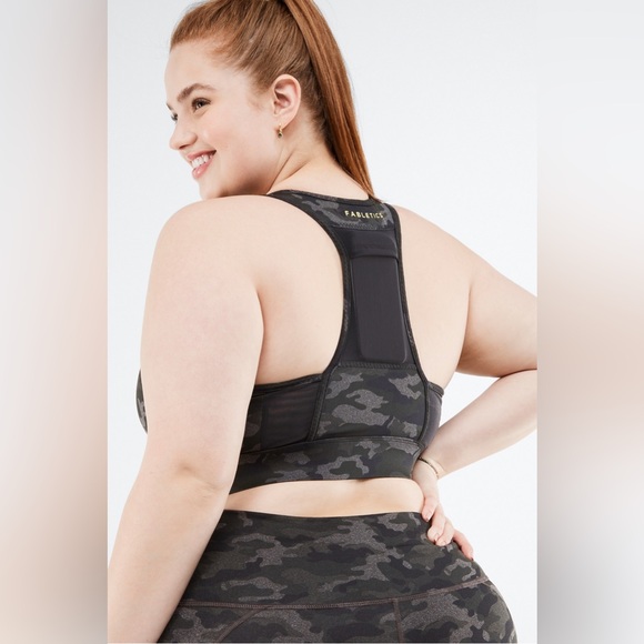 Fabletics On-The-Go Medium Impact Sports Bra - Picture 2 of 4
